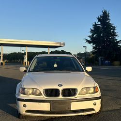 2004 BMW 325i