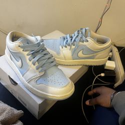 WMNS AIR JORDAN 1 LOW SE