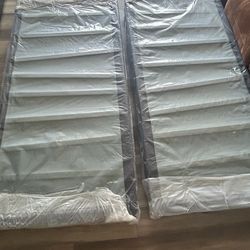 2 Twin Or Full Size Spring Boxes