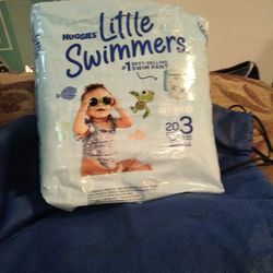 Huggies Little Swimmers Swim Pants Size 3