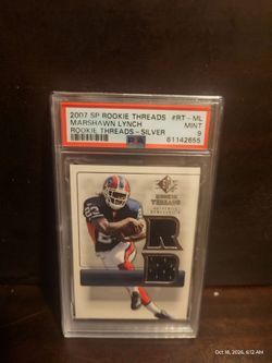 2007 Upper Deck SP Rookie Threads Marshawn Lynch Rookie Card