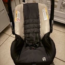 Baby Trend Car seat & Base $75 OBO