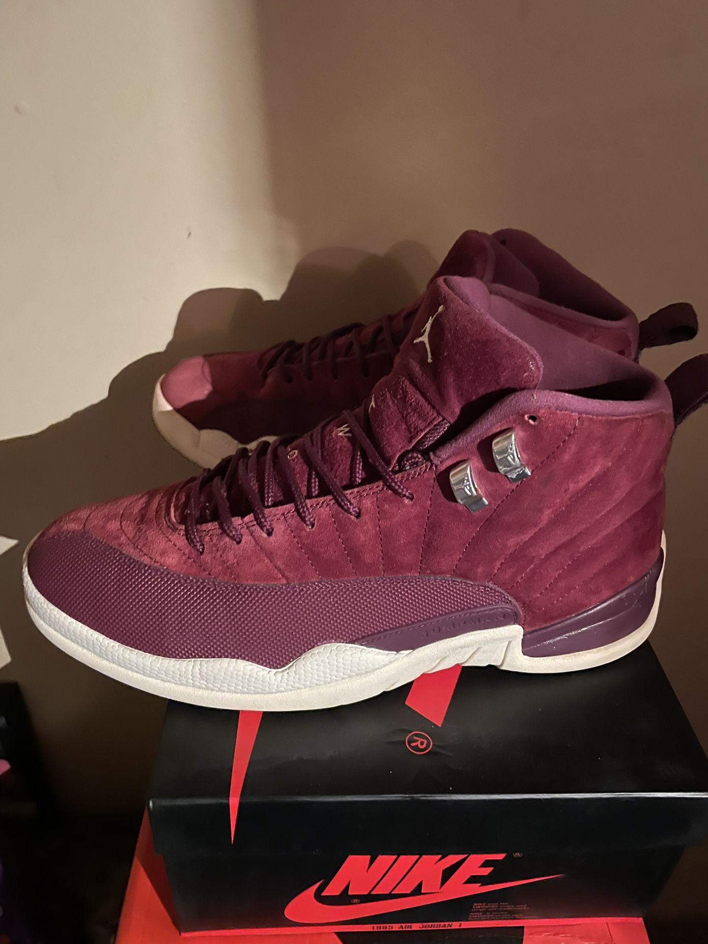 JORDAN 12
