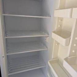 21 cu ft Kenmore Upright Freezer -