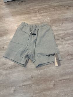 Esstinal shorts  grey