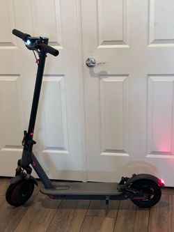 19 MPH Maxshot V1 Pro Electric Scooter + Charger | New Tire & Display