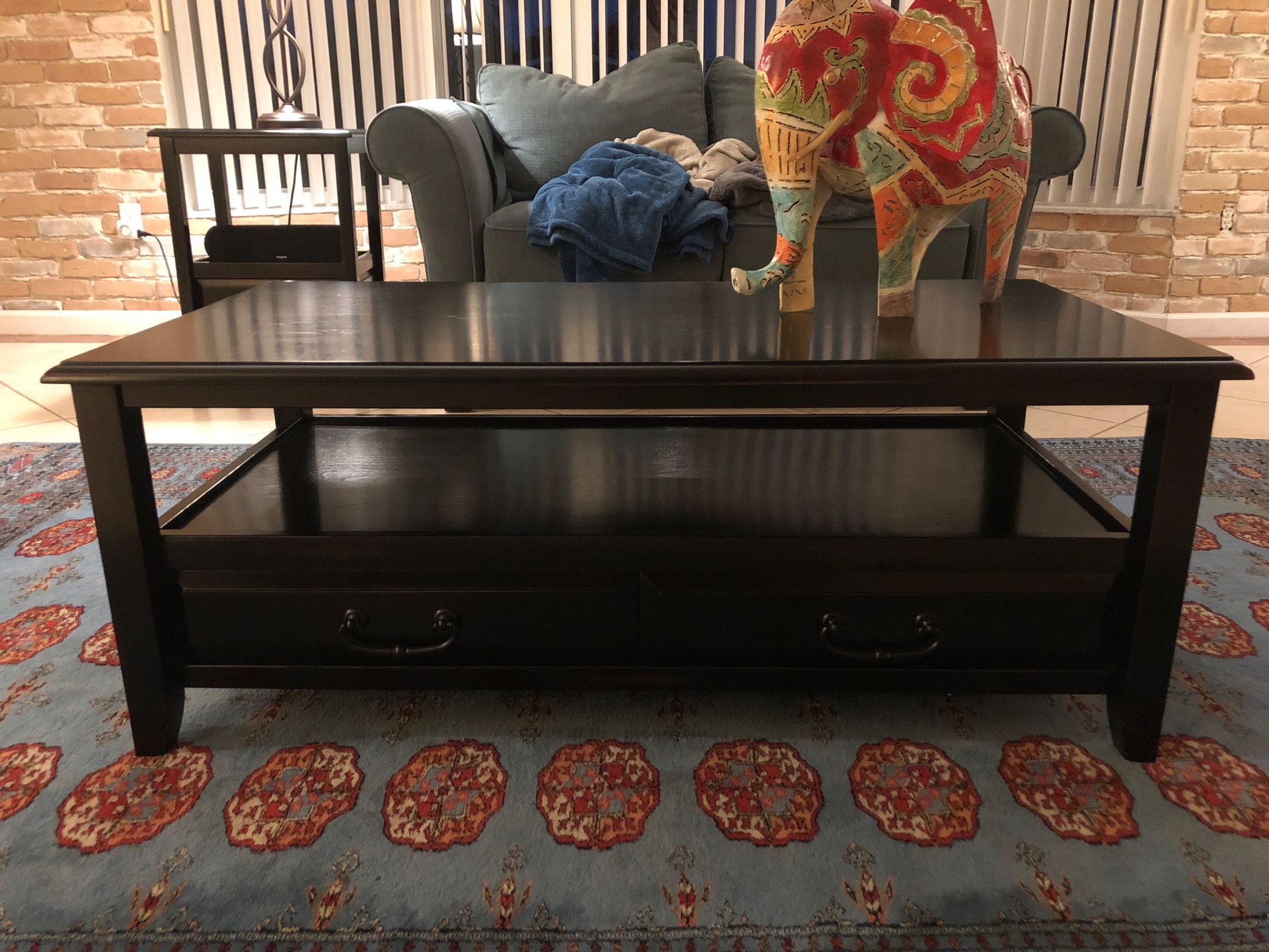 Coffee Table (and end tables)