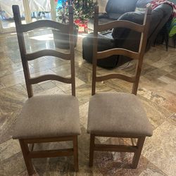Wood Colonial Rustic Dining Chairs With Cushion