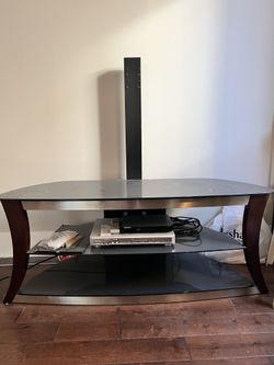 Mint condition Glass 3 tiers TV stand (up to 65 inches)