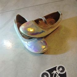 Wonder Nation Rainbow Metallic Shoes Girl Size 12 Strap In