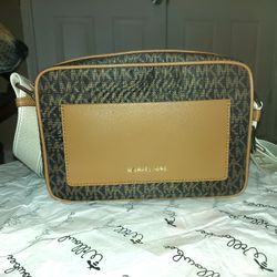 MICHAEL KORS CROSSBODY BAG