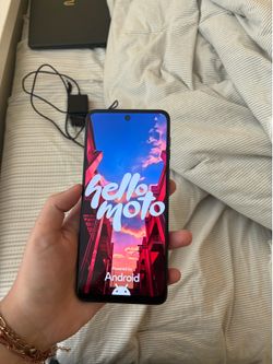 Laptop + Motorola Moto G54 + Brand New headphones
