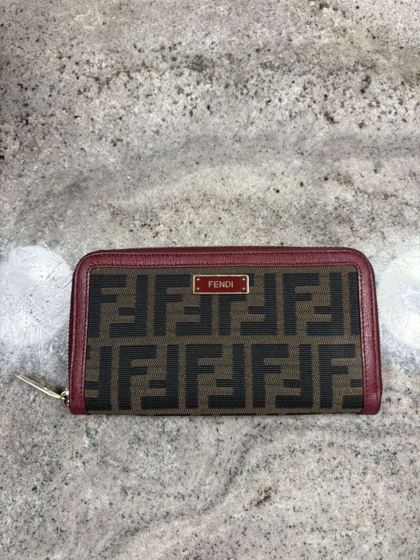 Fendi Wallet 