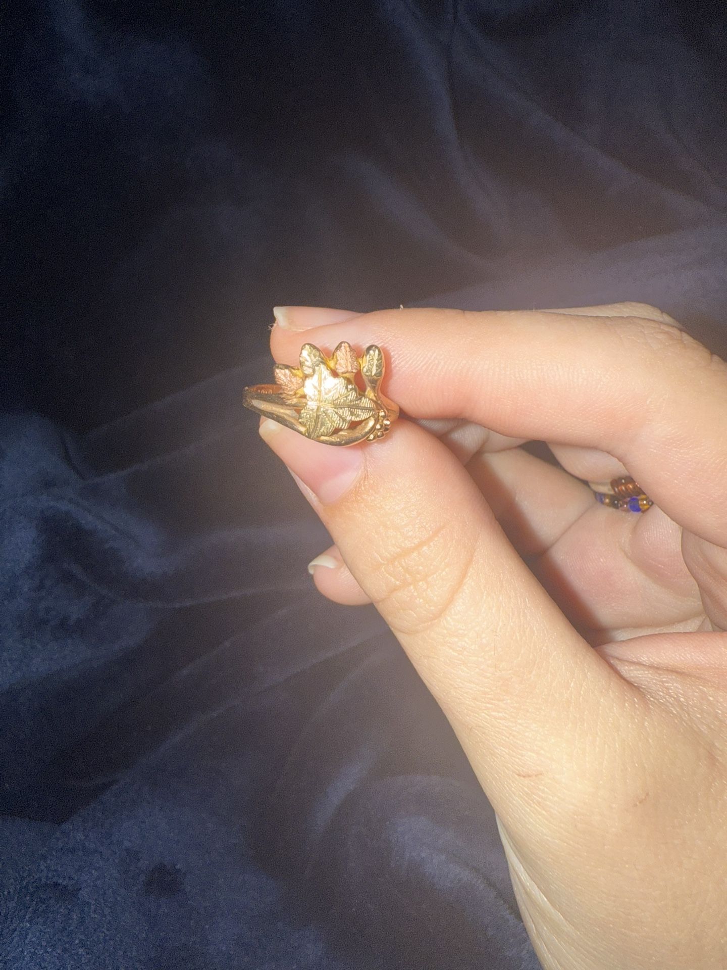 Beautiful Leaf Ring