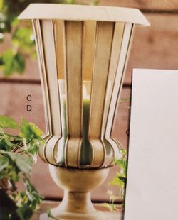 Celebrating Home Interiors Urn Holder Lrg Metal
