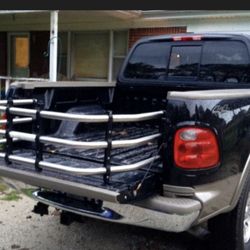 Ford F150 Bed Extender $80 or Accepting Offers 