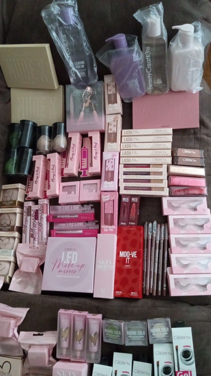 New Beauty Creations makeup 🥰 different prices.
Nuevo Beauty Creations Maquillaje 🥰 differences precios.
