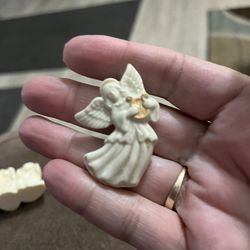 Lenox Porcelain Guardian angel W/ Harp Pin 