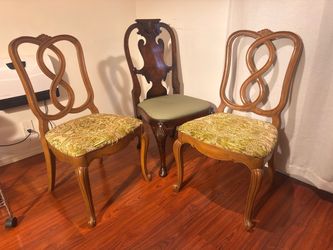 Free Chairs