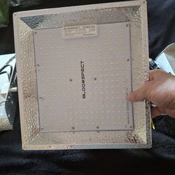 Grow Tent With LED Grow Light And Vent Fan 