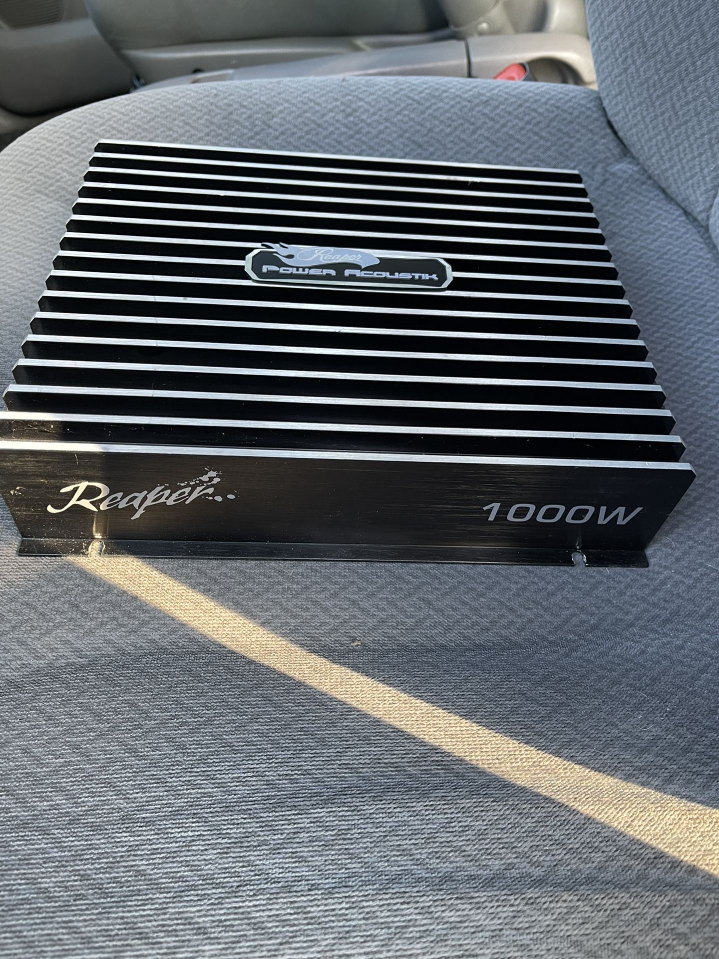 Subwoofer Box 10” Radio Bluetooth Amplifier