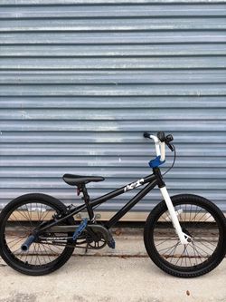 Giant Youth 20” BMX Bike