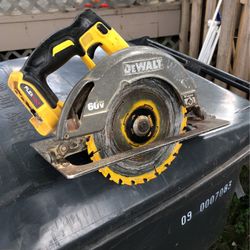 Dewlat Flex volt Circular Saw 