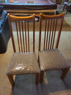 Set of 2 chairs