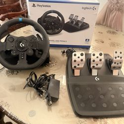 PS5 Steering Wheel And Pedals