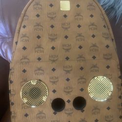 McM X Whizpack.    Backpack With Speaker LARGE Size