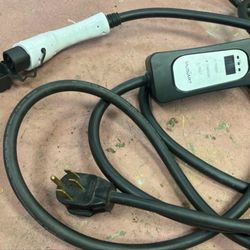 LOW PRICE MOVING- MUSTART $450 + TAX EV LEVEL 2 CHARGER