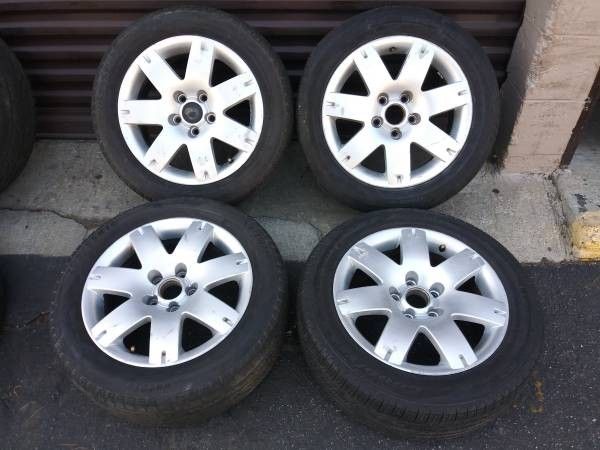 16 inch BMW alloy wheels 5 on 120mm with tires