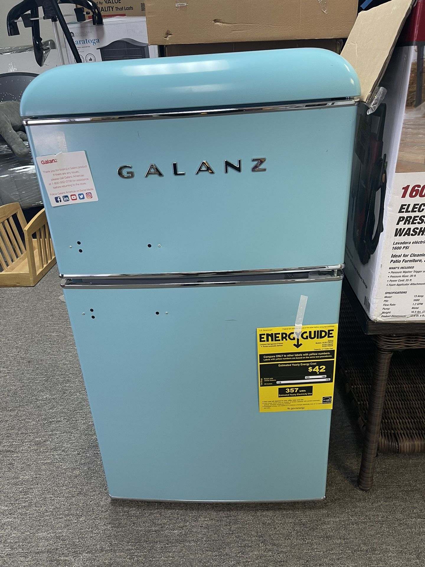 Galanz Fridge/freezer for Sale in Phoenix, AZ - OfferUp