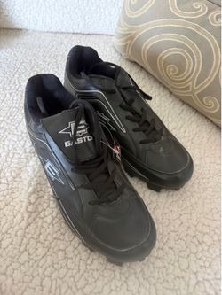 Men’s baseball rubber cleats