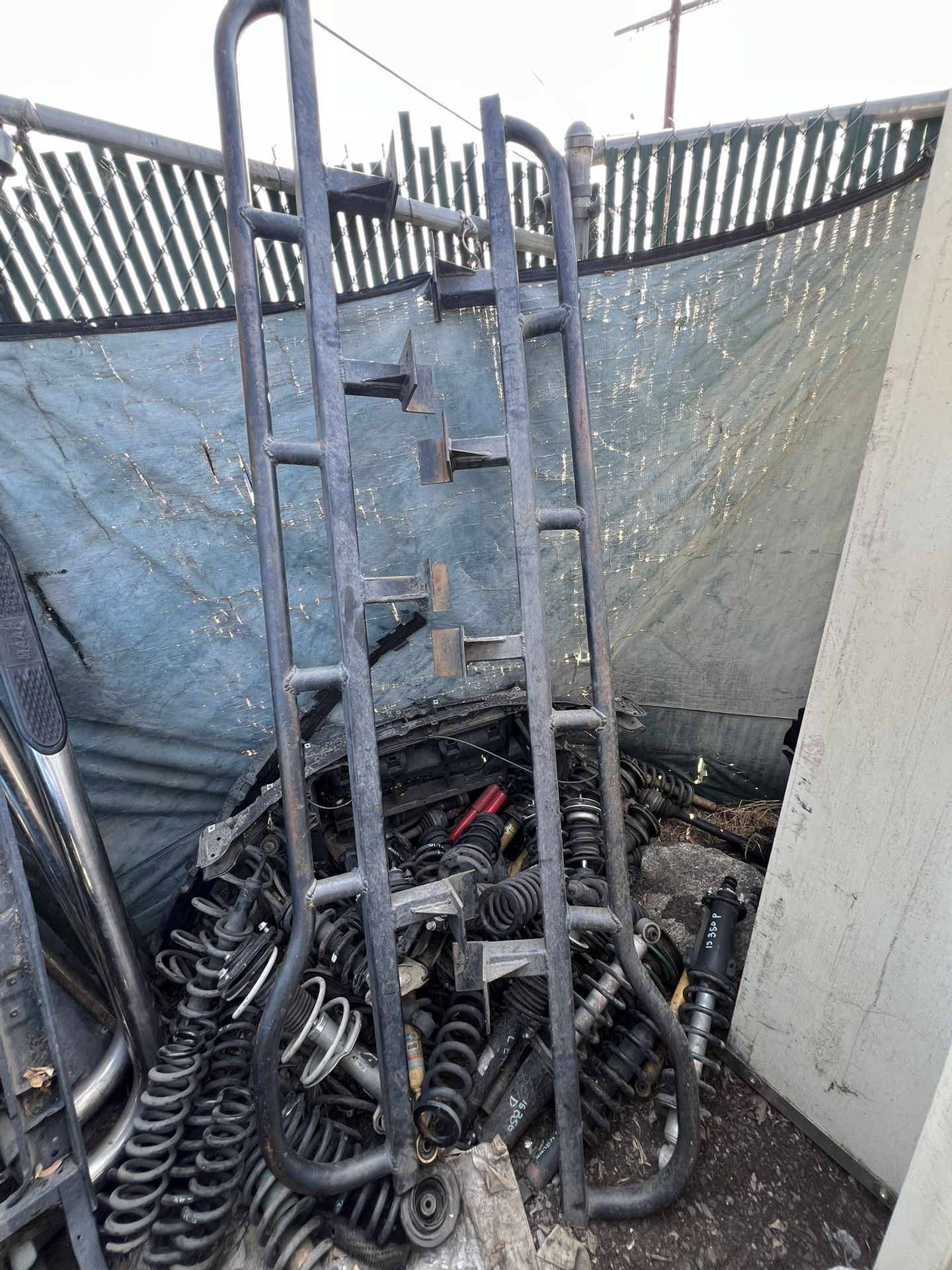 Toyota Tacoma side steps 05-15