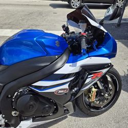 2014 Suzuki Gsxr 1000cc 