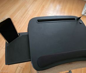 💻 Sofia + Sam Memory Foam Lap Desk with Light