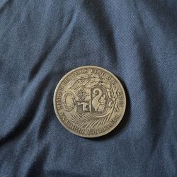 RARE COIN CALLED Un Sol 