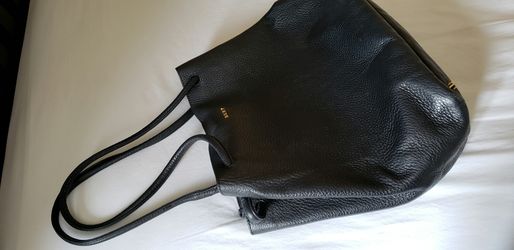 DKNY Color Black Pebbled Leather Shoulder Bag Original