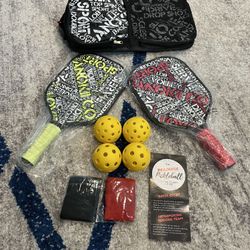 Pickleball Paddle Set