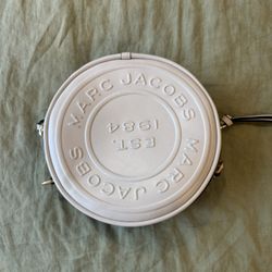 Signet Circle Cross Body Bag Marc Jacob’s 