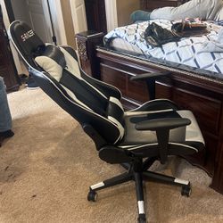 S- Racer Gaming Chair