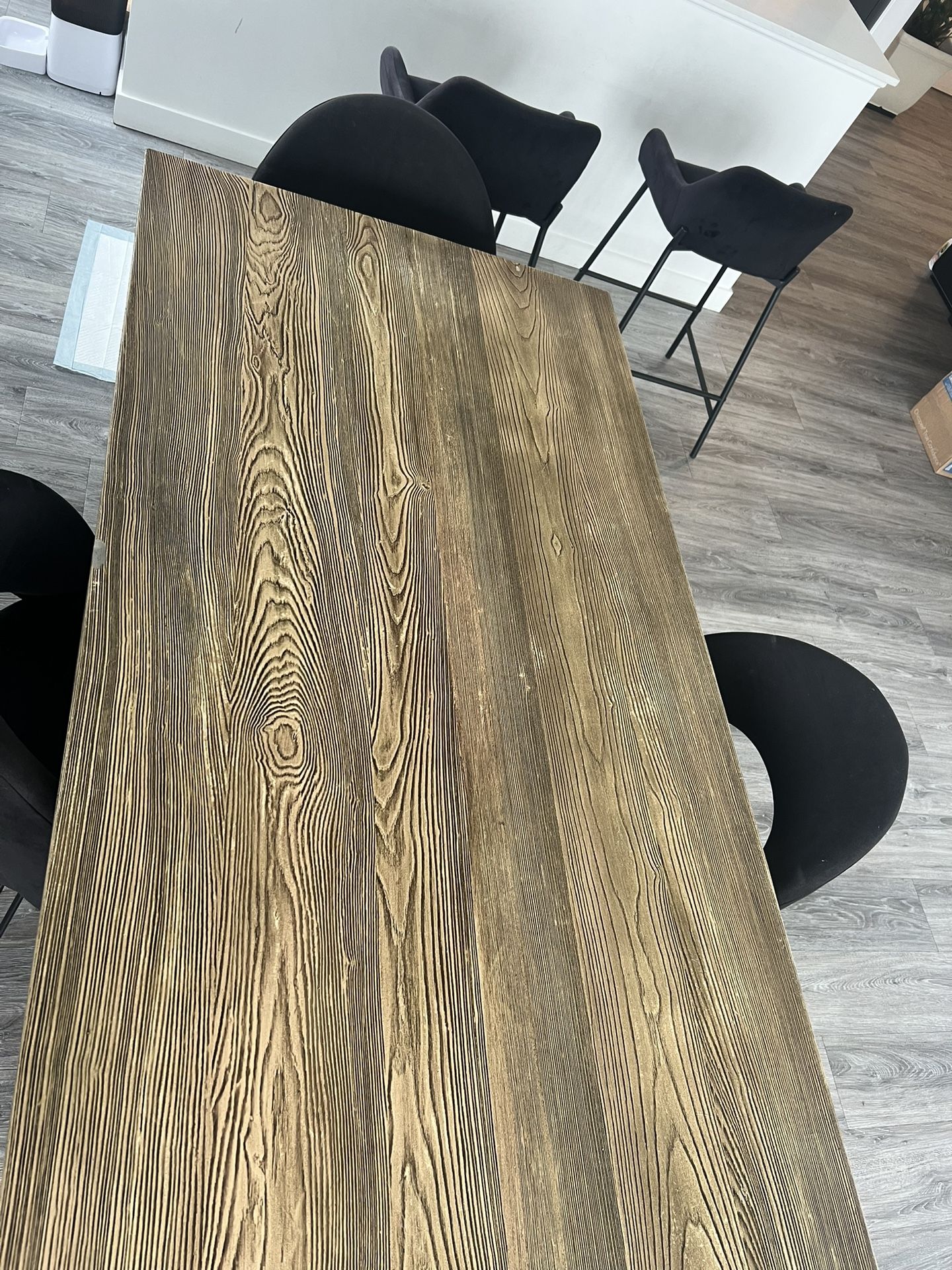 Dinning Table With 4 Chairs