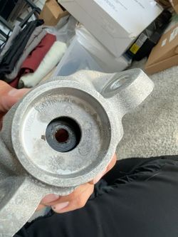 Ford Engine/Transmission Mount – DG9C-18A113-AAD
