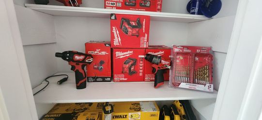 Milwaukee m12 Inflator