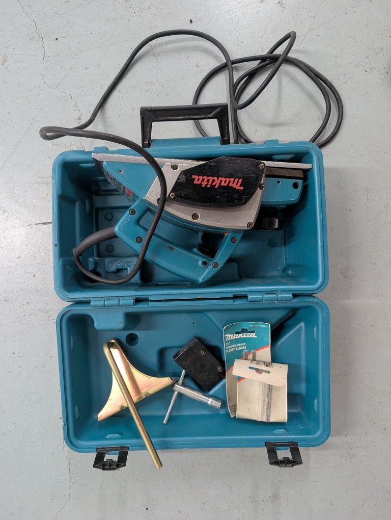 Makita N1900B Handheld Electric Power Planer Tool With Case – Tested – Works
