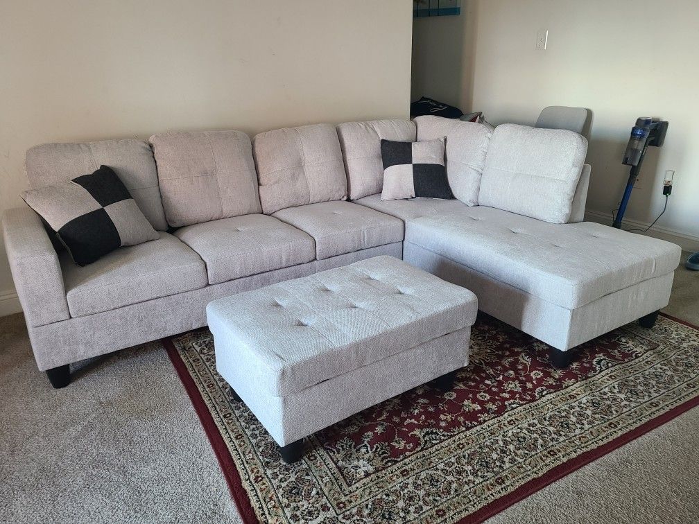 Brand New Box Same Day Delivery Setup Service Available Sectional With Storag Ottoman And Pillows 