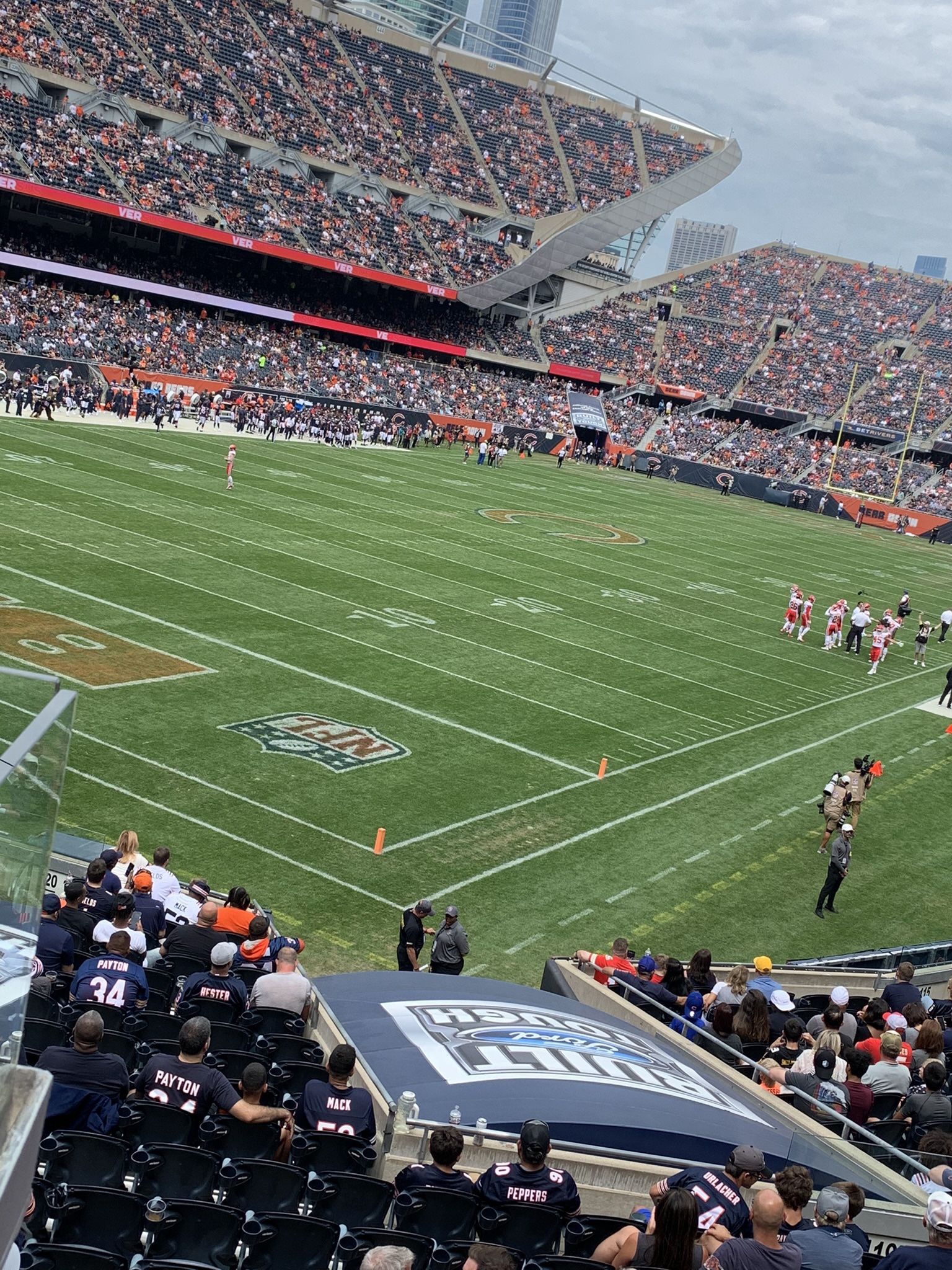 South Lot parking pass Vs Commanders