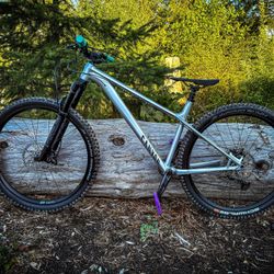 Canyon Stoic 4 HT Mountain Bike