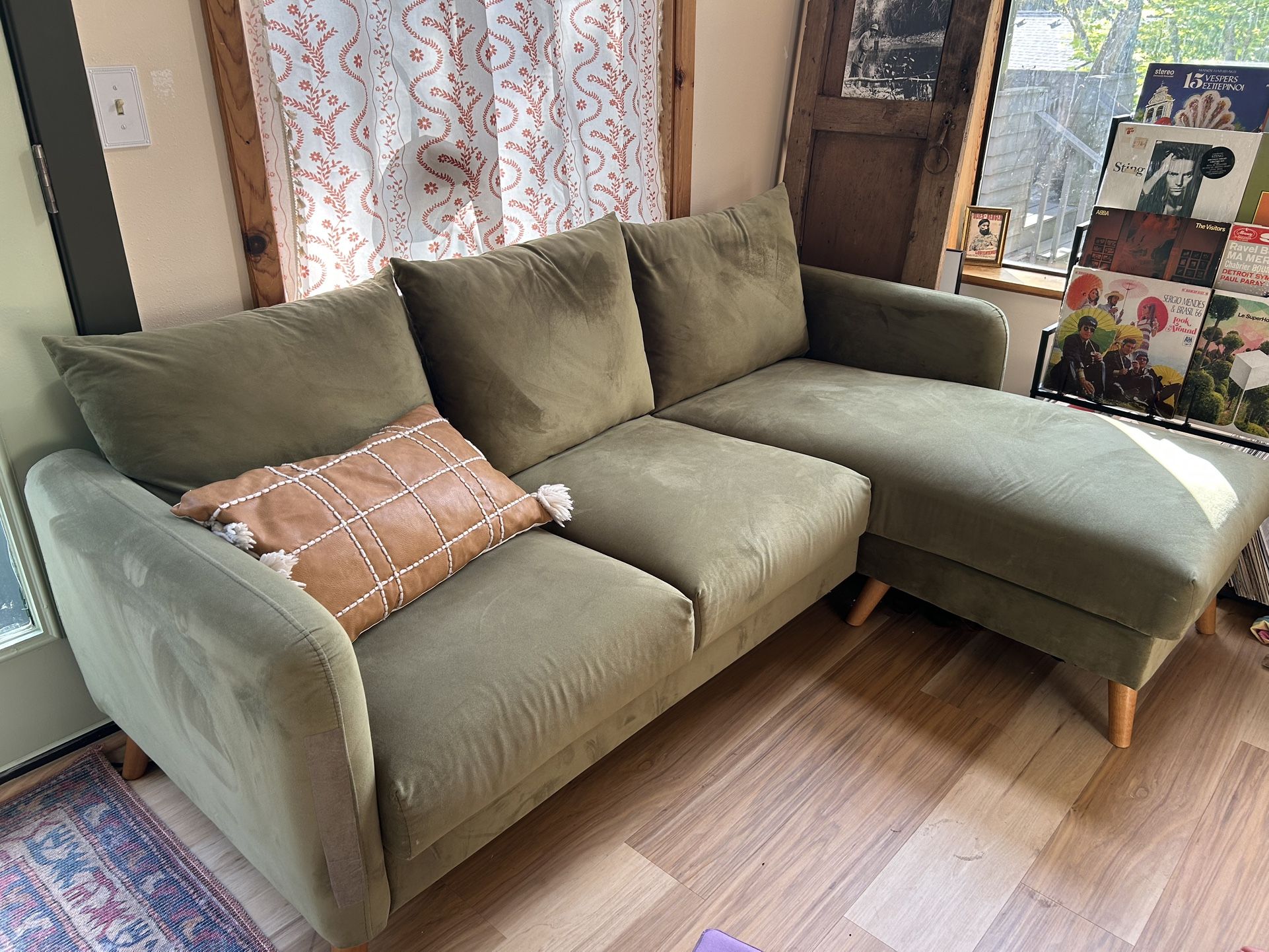 ✨ Modern Velvet Sofa + Ottoman – 3-Seat, Cozy & Stylish ✨